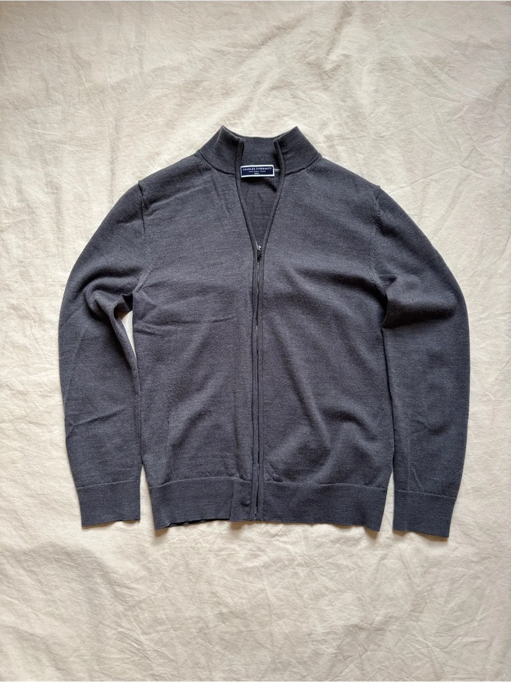 Charles Tyrwhitt Gray Zip Up Merino Wool Sweater Size S